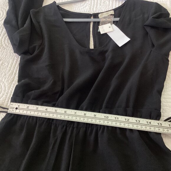 NWT Ultra Flirt Women's Textured Paperbag Jumpsuit Black Size XL - Picture 8 of 13